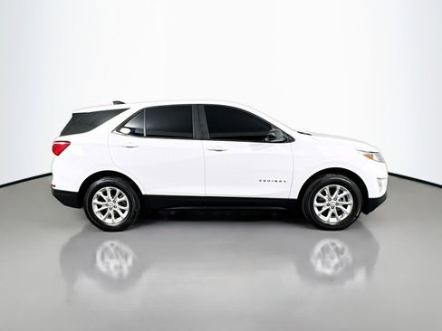 Used 2020 Chevrolet Equinox LS image 6