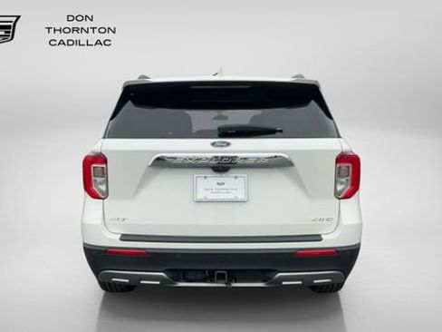 Used 2022 Ford Explorer XLT w/ Equipment Group 202A AWD/4WD image 6