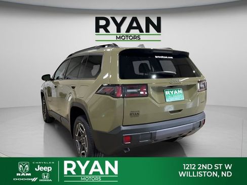 New 2026 Jeep Cherokee Laredo AWD/4WD image 5