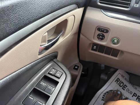 Used 2016 Honda Pilot EX image 25