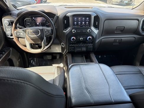 Used 2023 GMC Sierra 2500 Denali w/ Denali Ultimate Package image 28