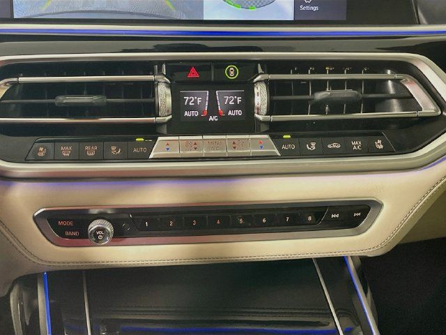 Used 2019 BMW X7 xDrive40i w/ Premium Package AWD/4WD image 17