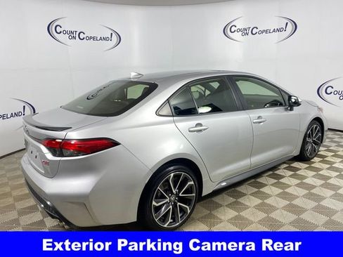 Used 2020 Toyota Corolla XSE image 8