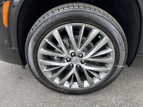 New 2026 Buick Enclave Avenir w/ Super Cruise Package image 13