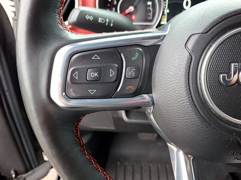 Used 2021 Jeep Wrangler Unlimited Rubicon AWD/4WD image 9