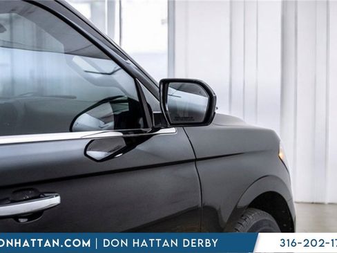 Used 2021 Ford Expedition Limited image 44