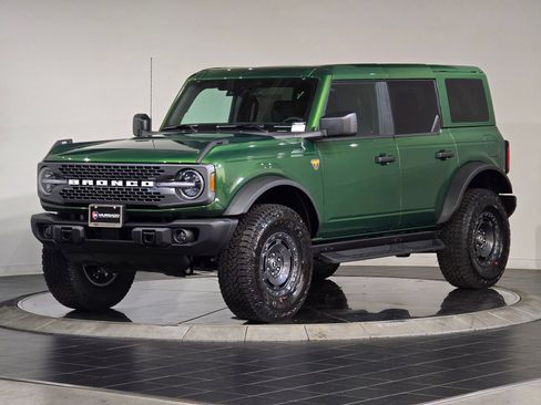 New 2025 Ford Bronco Badlands w/ Sasquatch Package AWD/4WD image 6