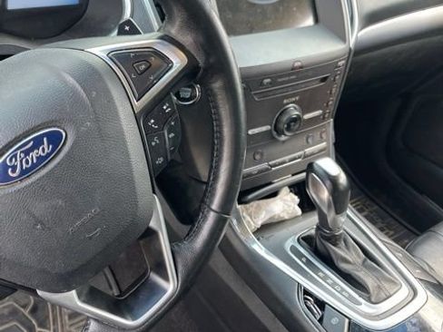 Used 2016 Ford Edge Titanium w/ Equipment Group 302A FWD image 11