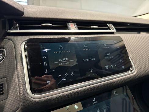 Used 2021 Land Rover Range Rover Velar S image 18