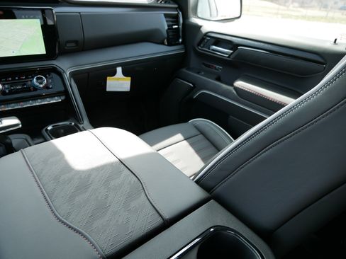 New 2026 GMC Sierra 1500 AT4X AWD/4WD image 15