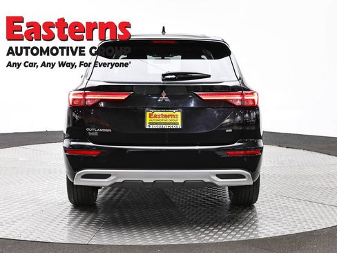 Used 2024 Mitsubishi Outlander SE AWD/4WD image 6