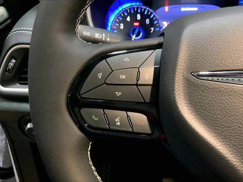 New 2026 Chrysler Pacifica Select w/ S Appearance Package image 15