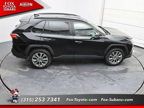 Used 2023 Toyota RAV4 Limited image 27