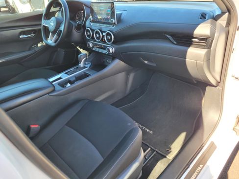 Used 2025 Nissan Sentra SV image 20