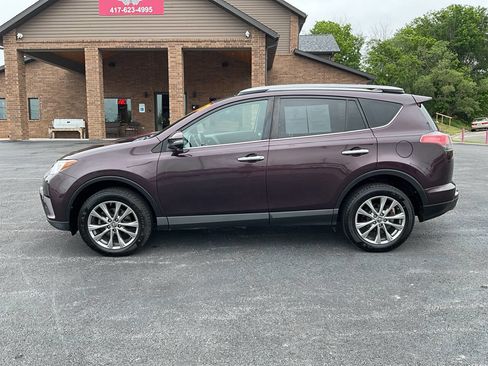 Used 2017 Toyota RAV4 Limited FWD image 2