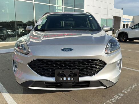 Used 2020 Ford Escape SEL FWD image 3