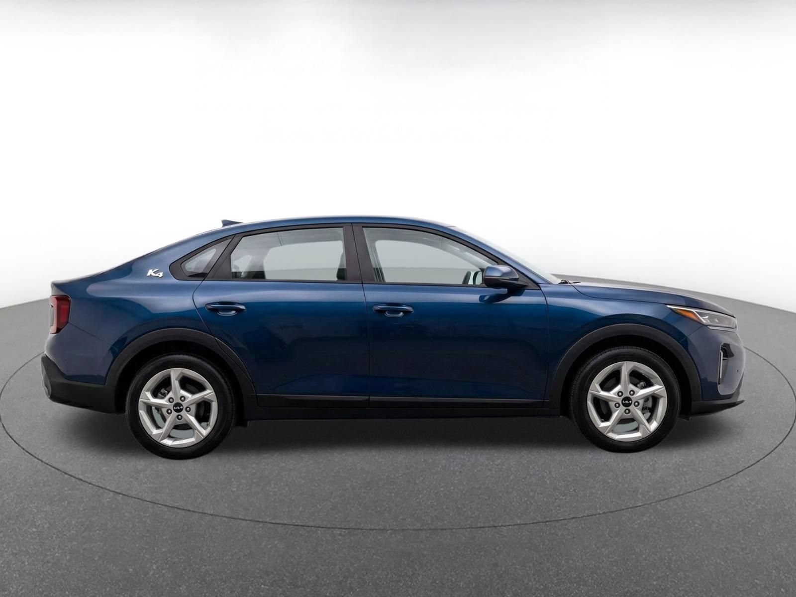 Used 2025 Kia K4 FWD image 9