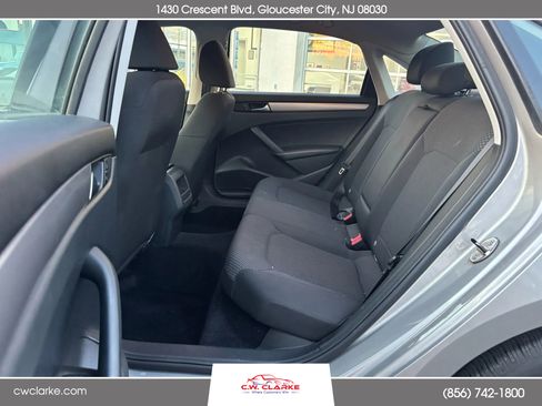 Used 2014 Volkswagen Passat 1.8T S image 19
