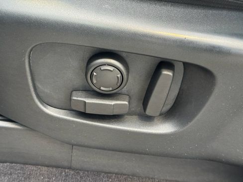 Used 2021 Land Rover Discovery S R-Dynamic image 15