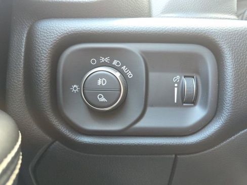 Used 2024 RAM 2500 Big Horn w/ Bed Utility Group image 11