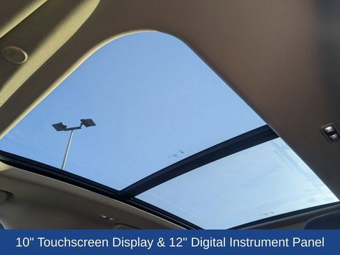 Used 2022 Lincoln Aviator AWD w/ Premium Package image 19