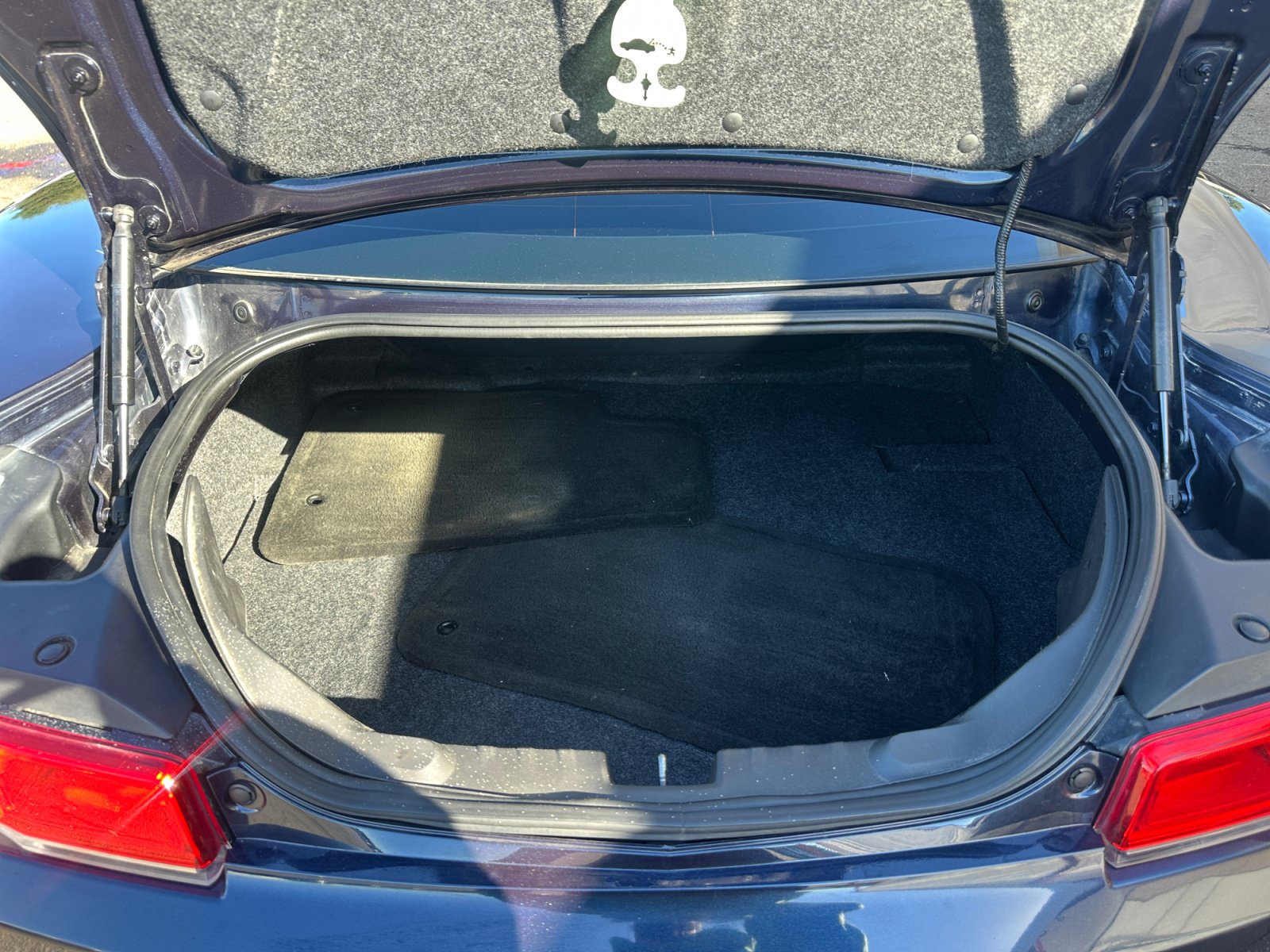 Used 2015 Chevrolet Camaro LT RWD image 22