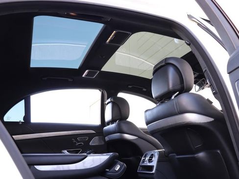 Used 2015 Mercedes-Benz S 63 AMG 4MATIC Sedan image 38