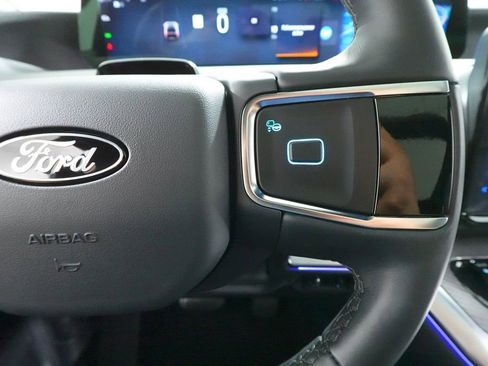 New 2026 Ford Expedition Platinum image 12