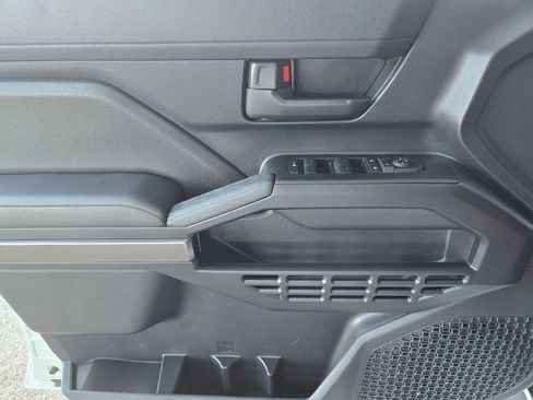 Used 2025 Toyota 4Runner SR5 image 34