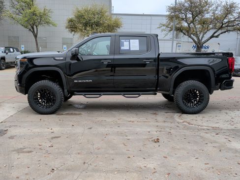 Used 2024 GMC Sierra 1500 Pro w/ Graphite Edition image 7