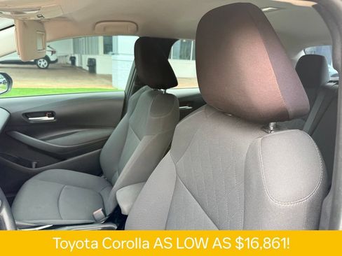 Used 2020 Toyota Corolla LE FWD image 13