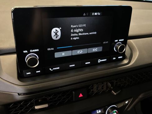 Used 2023 Honda Accord EX image 12