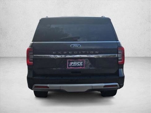 Used 2022 Ford Expedition Max Limited image 6