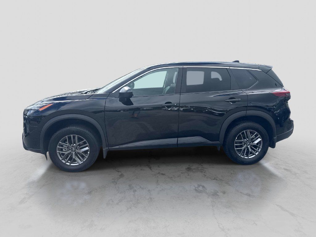 Certified 2026 Nissan Rogue S AWD/4WD image 2