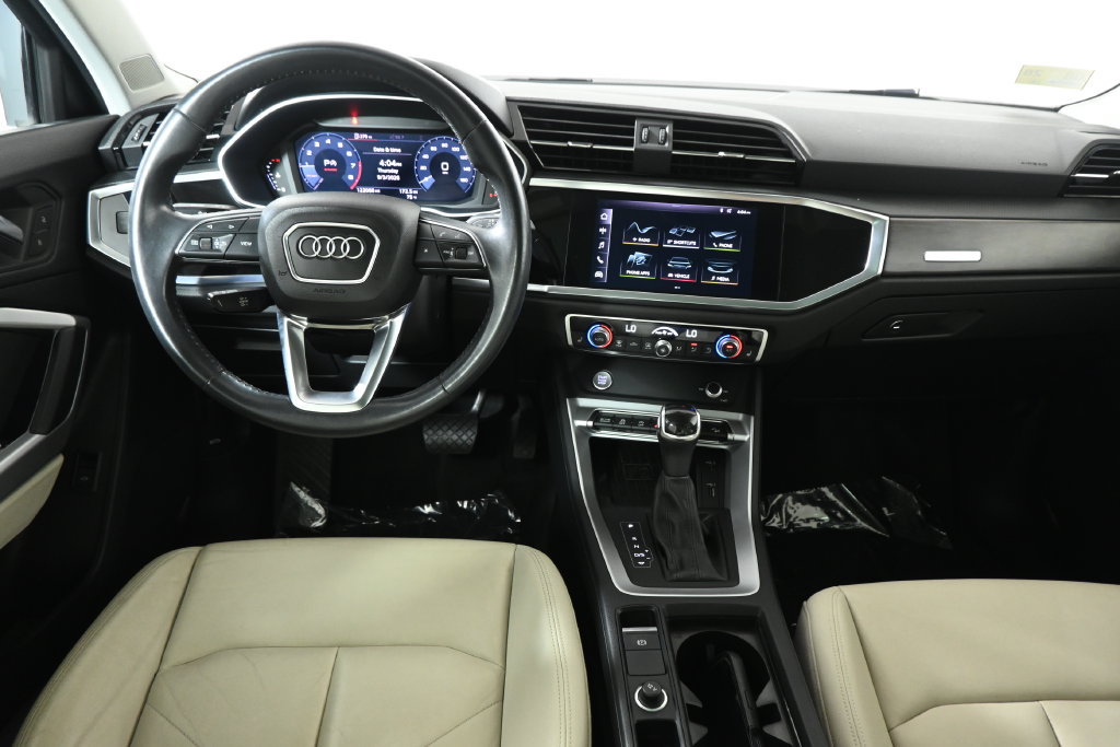 Used 2019 Audi Q3 2.0T Premium Plus w/ Premium Plus Package AWD/4WD image 17