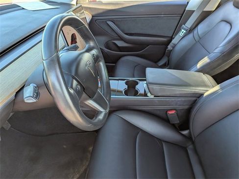 Used 2018 Tesla Model 3 Long Range image 22