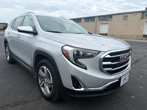 Used 2019 GMC Terrain SLT w/ Preferred Package AWD/4WD image 3