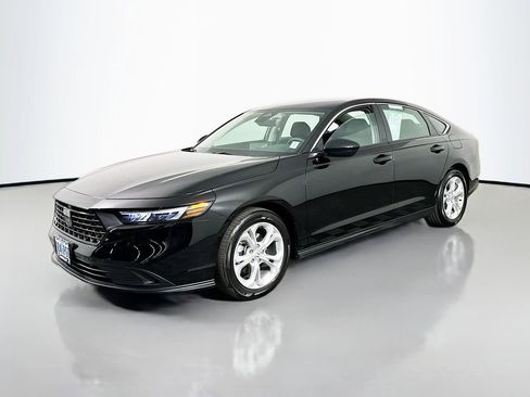Used 2023 Honda Accord LX image 4