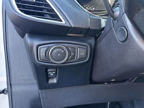 Used 2017 Lincoln MKX Reserve w/ Lincoln MKX Climate Package image 29