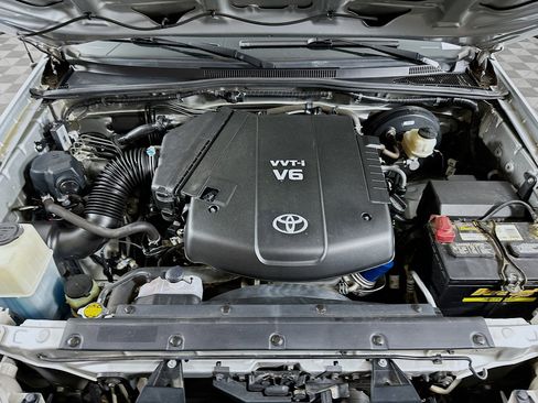 Used 2013 Toyota Tacoma PreRunner w/ TRD Sport Pkg image 30