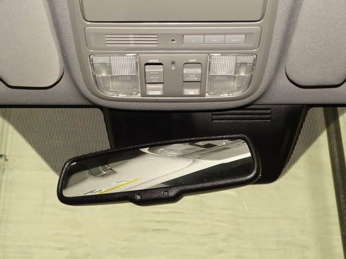 Used 2021 Honda CR-V Touring image 24