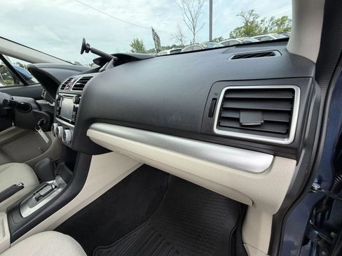 Used 2015 Subaru Crosstrek 2.0i Premium AWD/4WD image 14