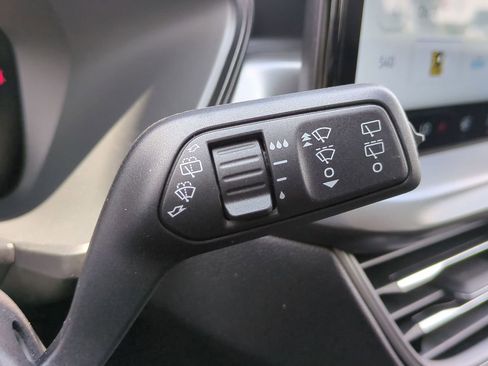 New 2025 Ford Escape SE image 22