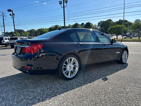 Used 2012 BMW 750Li image 9