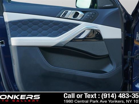 Used 2022 BMW X6 M w/ Competition Package image 35
