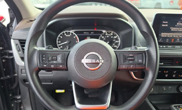 Used 2023 Nissan Rogue S FWD image 11