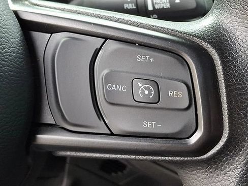 Used 2025 Jeep Wrangler Sport AWD/4WD image 21