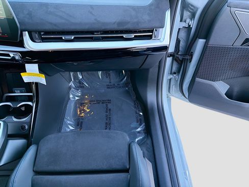 New 2026 BMW X2 xDrive28i w/ Technology Package image 17