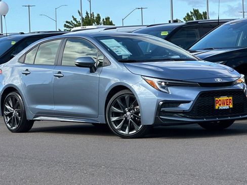 Used 2023 Toyota Corolla XSE FWD image 2