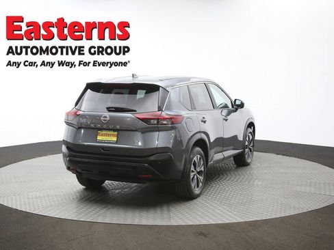 Used 2023 Nissan Rogue SV image 39